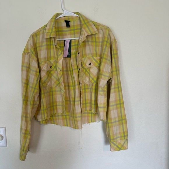 NWT Fable Green Plaid Cropped Button Down Raw Hemline Size Small - Picture 1 of 9